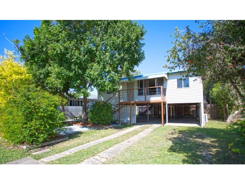 9 Pratt Street, South Mackay QLD 4740