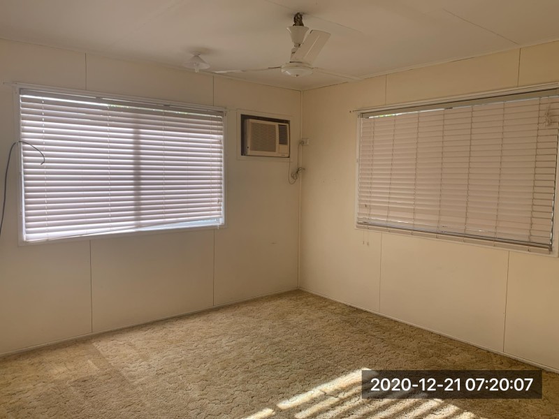 27 Brock Crescent, Dysart QLD 4745