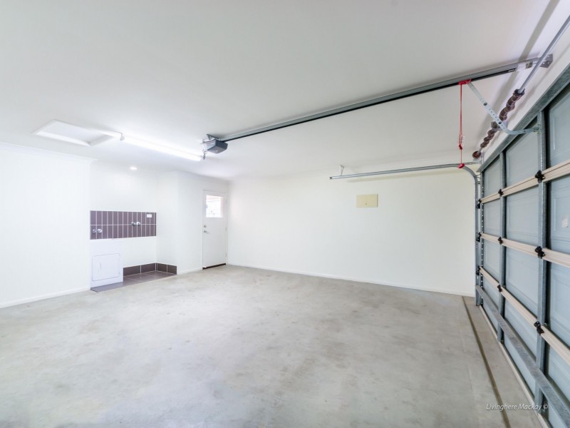 50 Miami Terrace, Blacks Beach QLD 4740