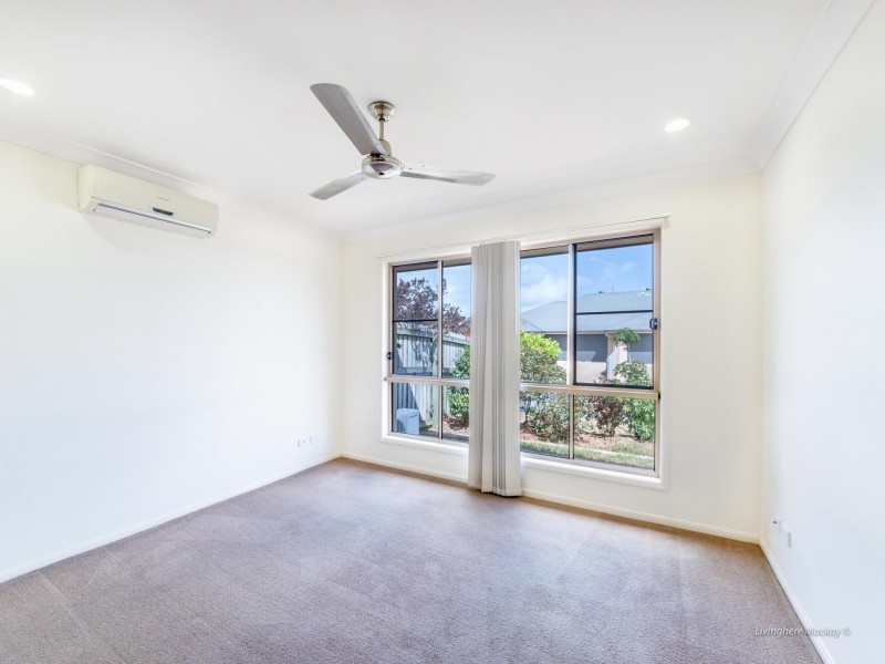 50 Miami Terrace, Blacks Beach QLD 4740