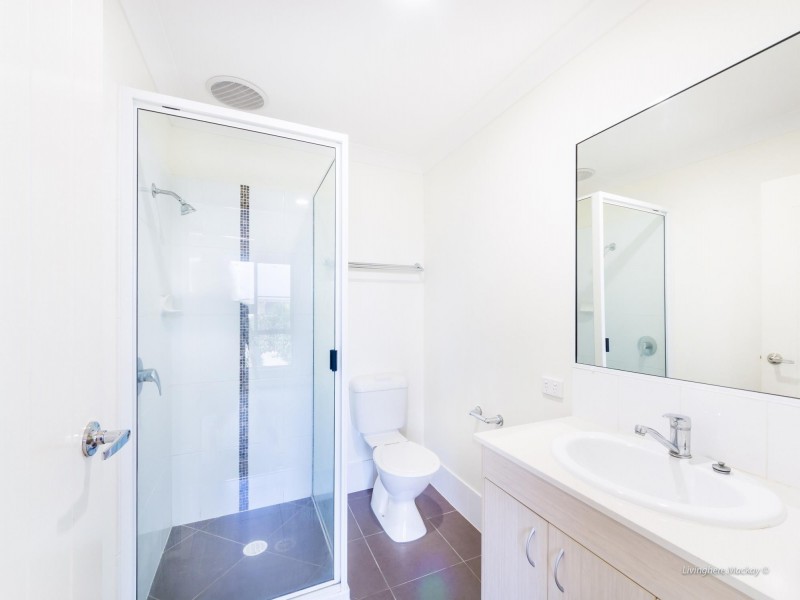 50 Miami Terrace, Blacks Beach QLD 4740