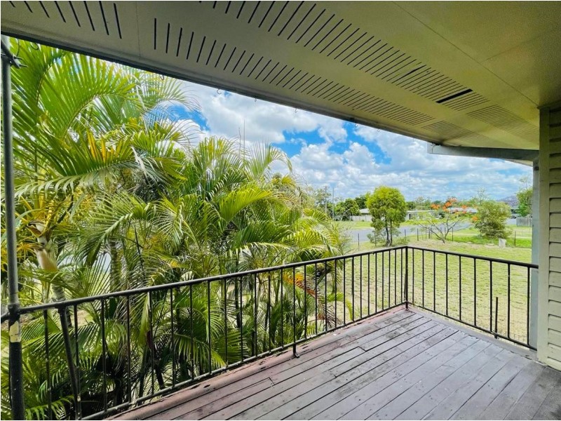 6 Fraser Street, Moranbah QLD 4744