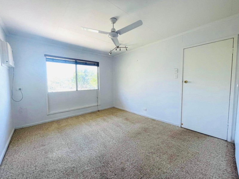 6 Fraser Street, Moranbah QLD 4744