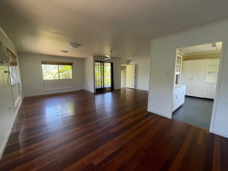 6 Fraser Street, Moranbah QLD 4744