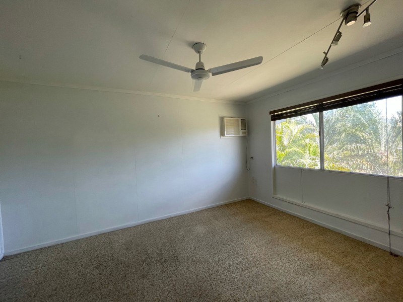 6 Fraser Street, Moranbah QLD 4744