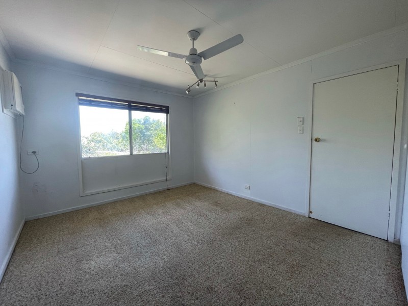 6 Fraser Street, Moranbah QLD 4744