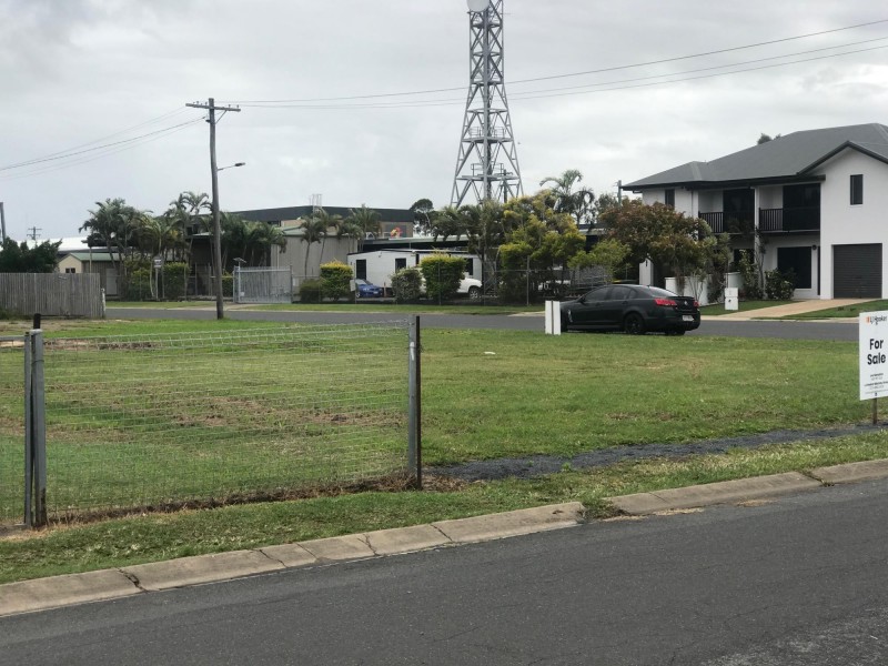 1 Hamlet Street, Mackay QLD 4740