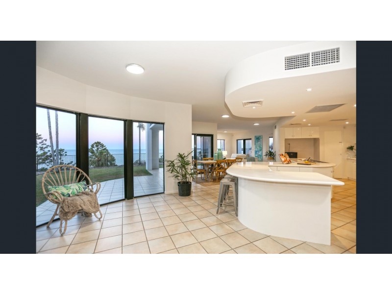 17 Sunrise Place, Blacks Beach QLD 4740