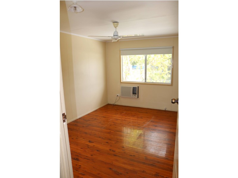 24 Macdonald Street, Dysart QLD 4745