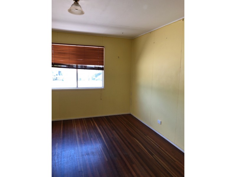 5 Scott Street, Dysart QLD 4745