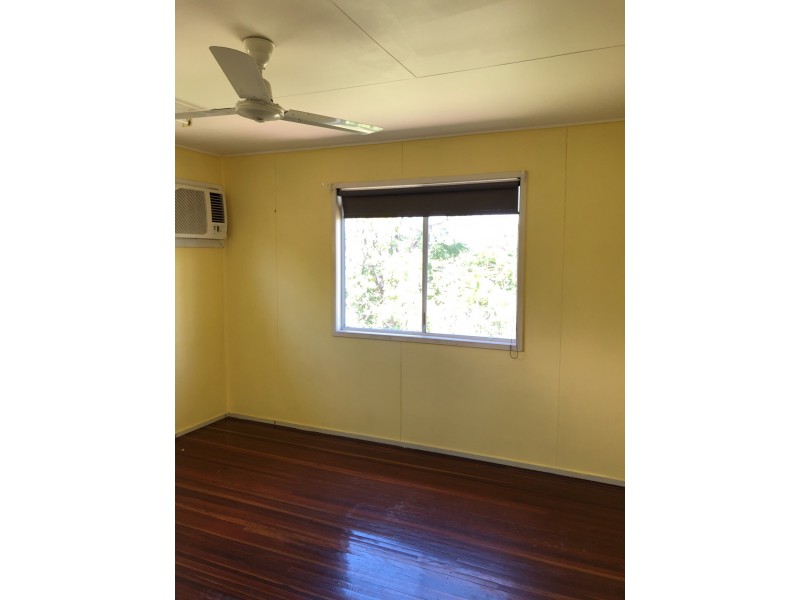 5 Scott Street, Dysart QLD 4745