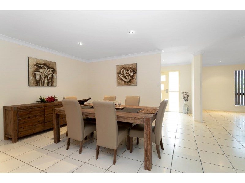 14 Mida Lane, Ooralea QLD 4740