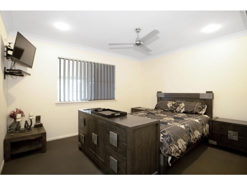 14 Mida Lane, Ooralea QLD 4740