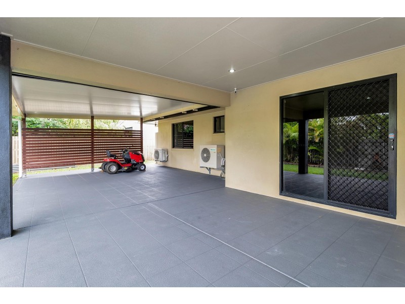 14 Mida Lane, Ooralea QLD 4740