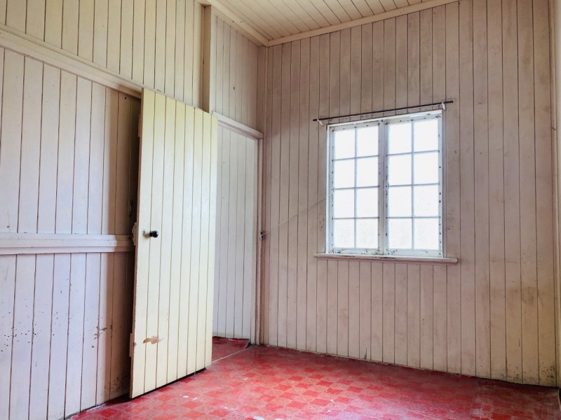 8 Mary Street, West Mackay QLD 4740