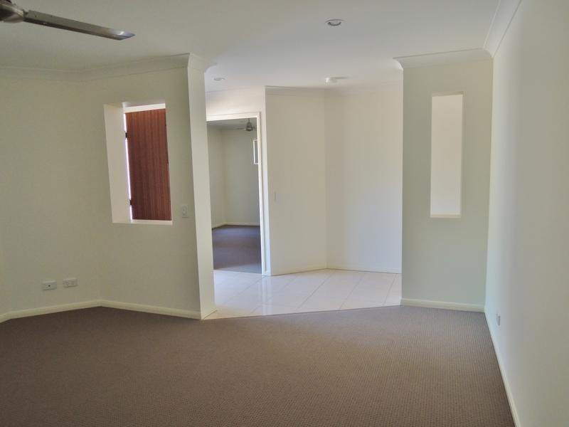 20 Newport Parade, Blacks Beach QLD 4740