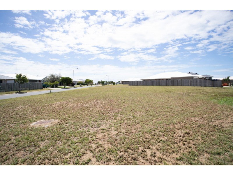 Lot 571/2 Tiller Street / 9 Halyard Avenue, Bucasia QLD 4750