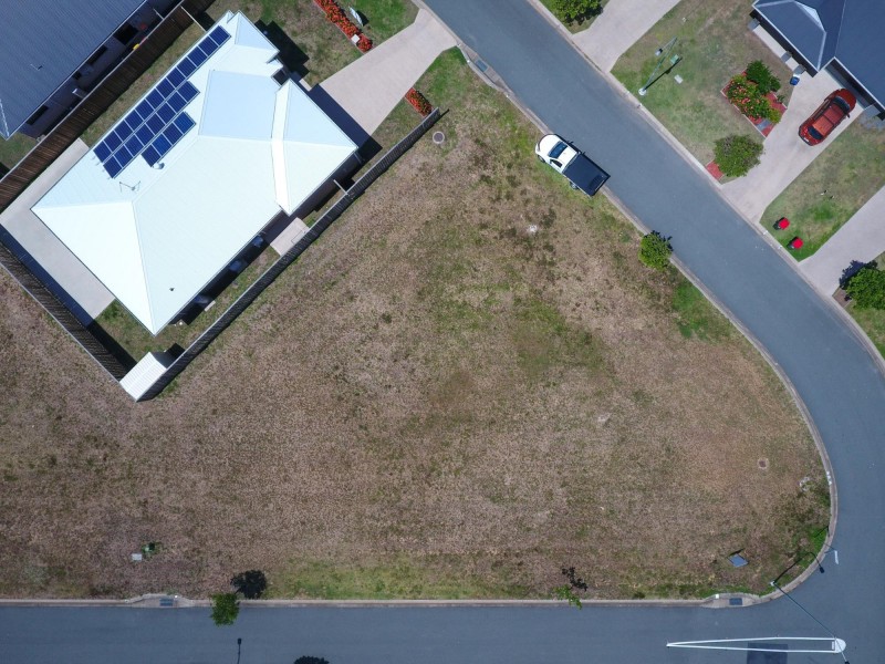 Lot 571/2 Tiller Street / 9 Halyard Avenue, Bucasia QLD 4750