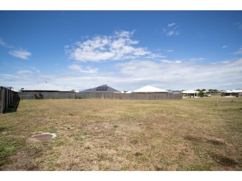 Lot 571/2 Tiller Street / 9 Halyard Avenue, Bucasia QLD 4750