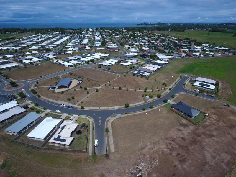 Lot 571/2 Tiller Street / 9 Halyard Avenue, Bucasia QLD 4750