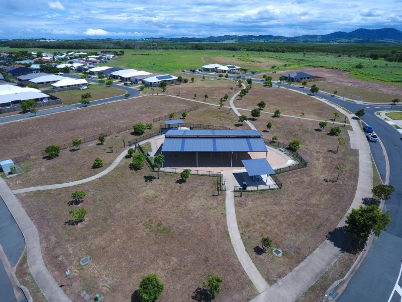 Lot 637/98 Commander Parade / 2 Celestial Chase, Bucasia QLD 4750