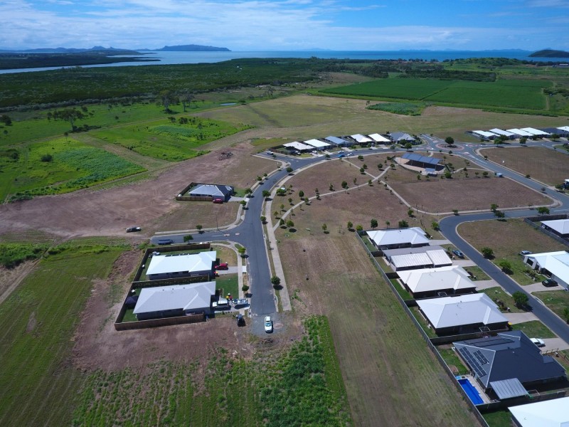 Lot 637/98 Commander Parade / 2 Celestial Chase, Bucasia QLD 4750