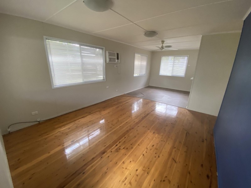 17 Lenton Street, Dysart QLD 4745