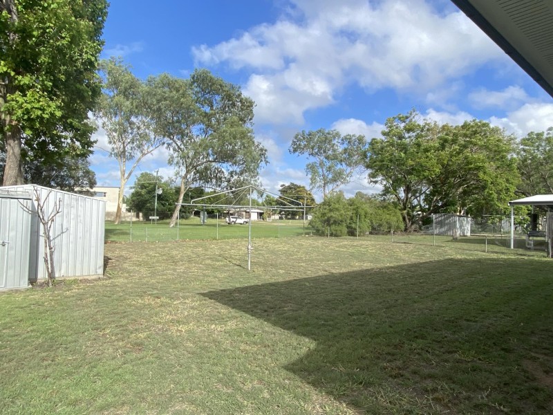17 Lenton Street, Dysart QLD 4745