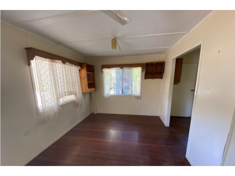 51 Beresford Crescent, Dysart QLD 4745