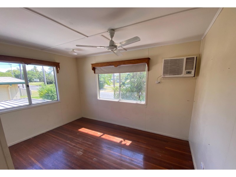 51 Beresford Crescent, Dysart QLD 4745