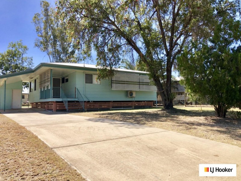 10 Beresford Cres, Dysart QLD 4745