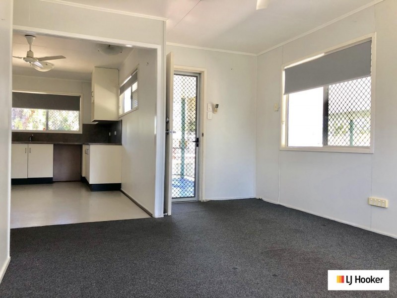 10 Beresford Cres, Dysart QLD 4745