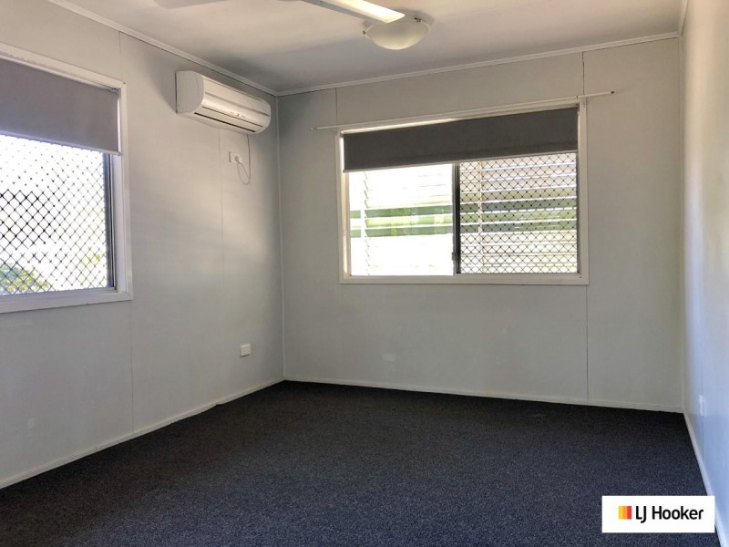 10 Beresford Cres, Dysart QLD 4745