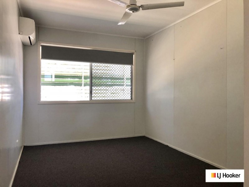 10 Beresford Cres, Dysart QLD 4745