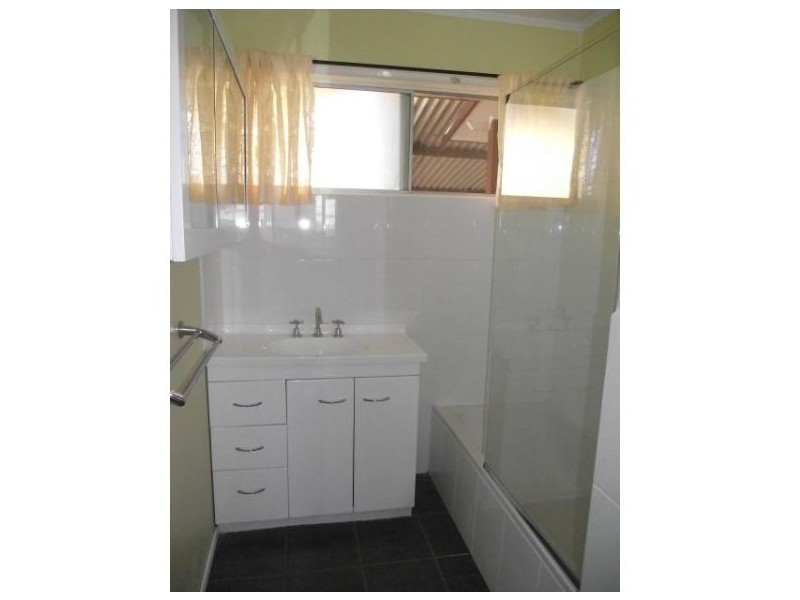 3 Kangaroo Drive, Moranbah QLD 4744