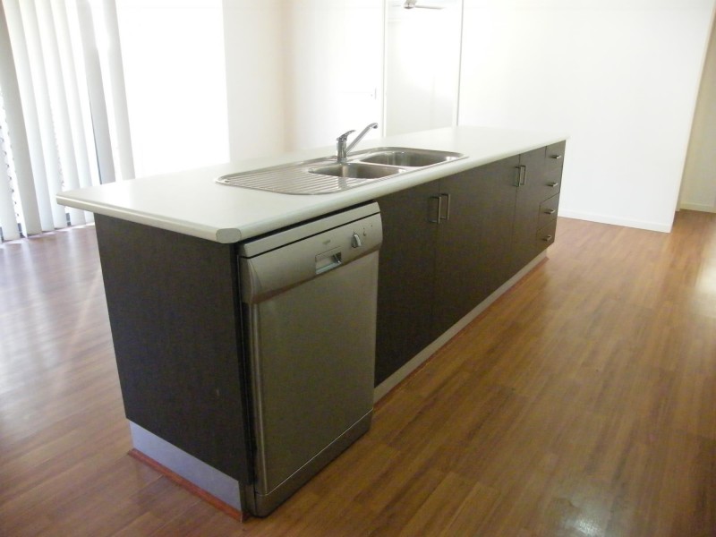 13B Koala Tce, Moranbah QLD 4744