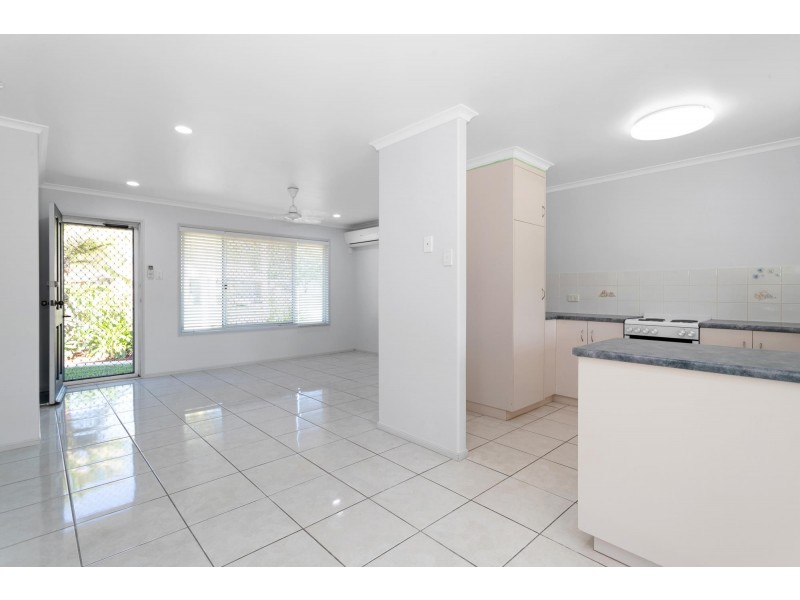 9 Waratah Street, Beaconsfield QLD 4740