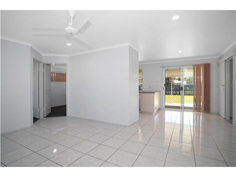 9 Waratah Street, Beaconsfield QLD 4740