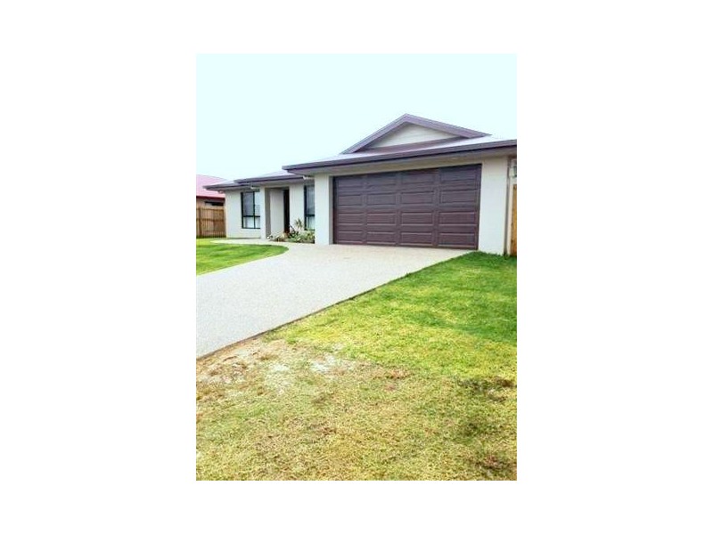 9 Salisbury Place,, Ooralea QLD 4740