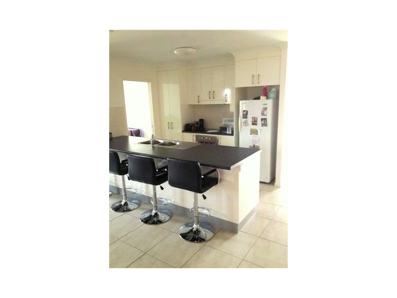 9 Salisbury Place,, Ooralea QLD 4740