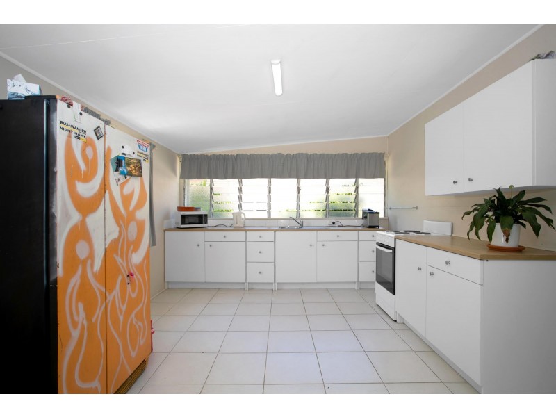 20 Mcewens Beach Esplanade, Mcewens Beach QLD 4740