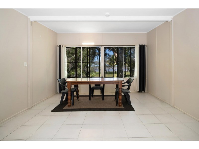 20 Mcewens Beach Esplanade, Mcewens Beach QLD 4740