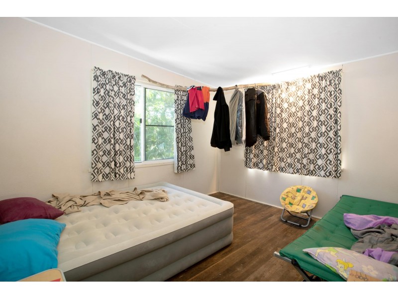 20 Mcewens Beach Esplanade, Mcewens Beach QLD 4740