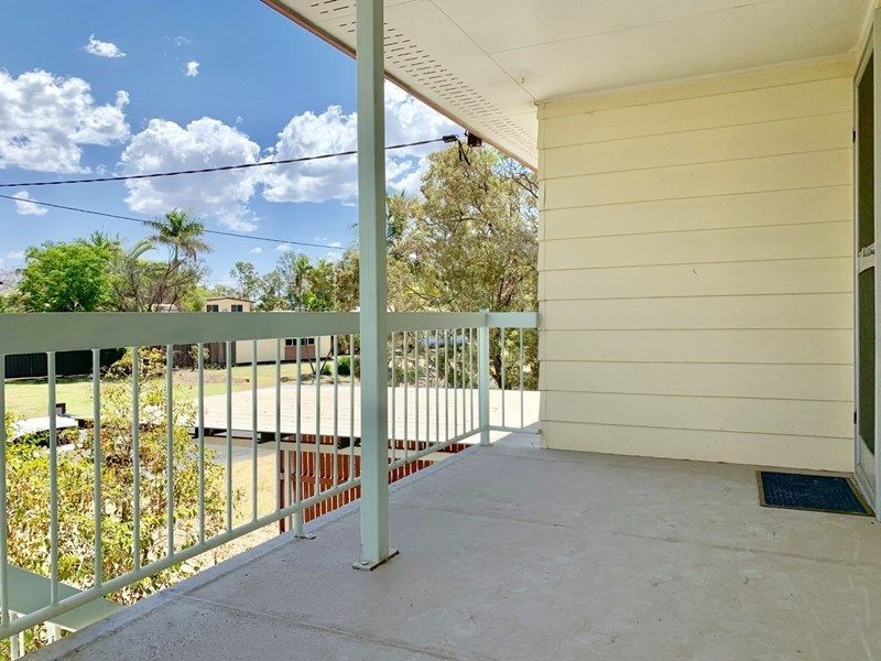 25 Yeates Street, Moranbah QLD 4744
