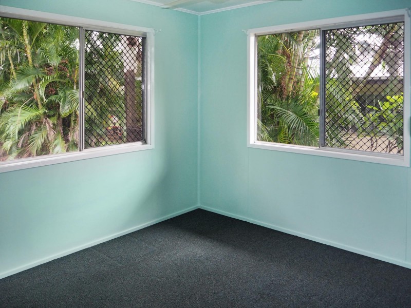 12 Brown St, Dysart QLD 4745