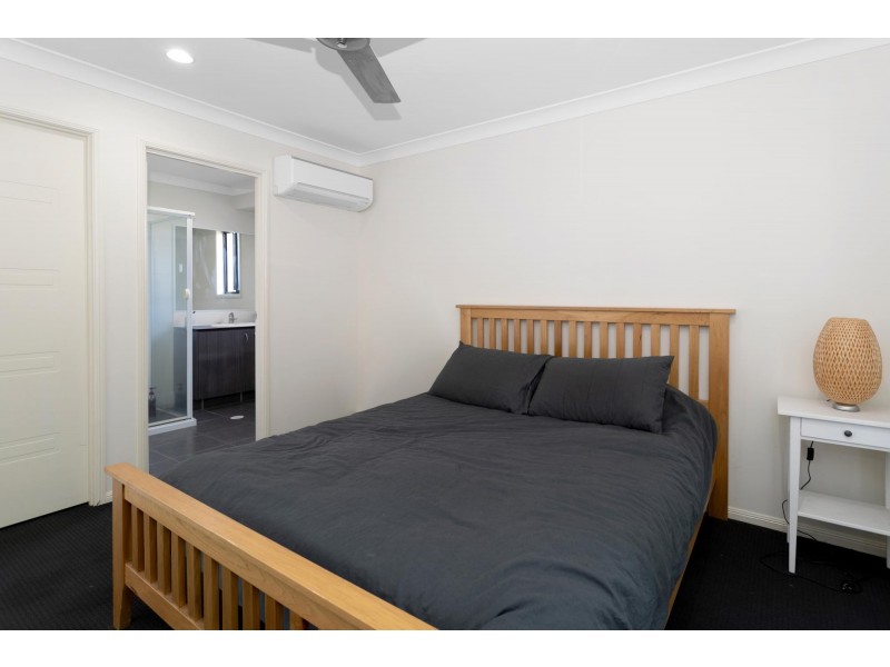 61 Scarborough Circuit, Blacks Beach QLD 4740