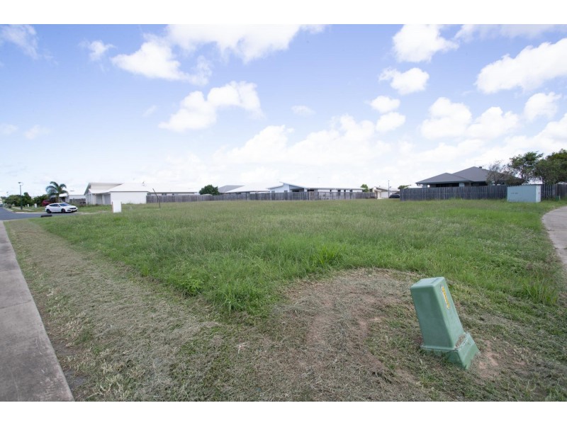 Lot 743/21 Burleigh Court, Blacks Beach QLD 4740