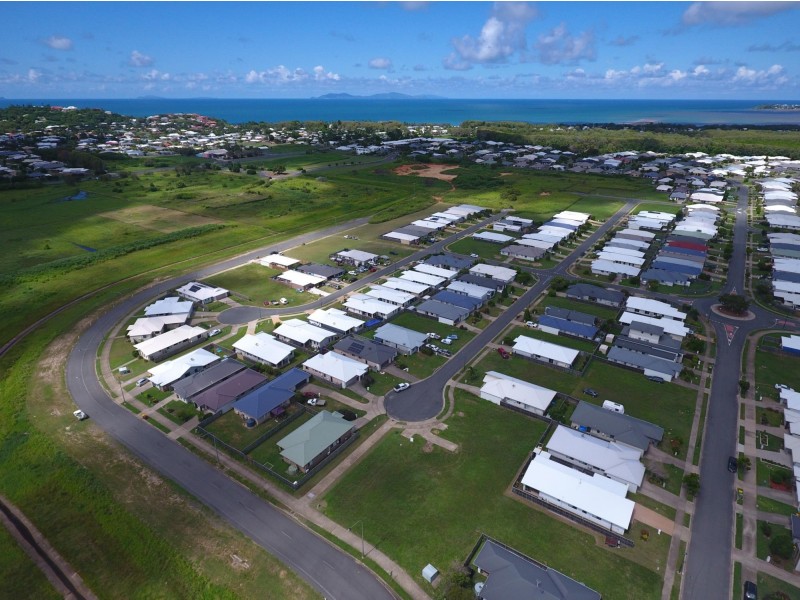Lot 794/2 Henley Close, Blacks Beach QLD 4740