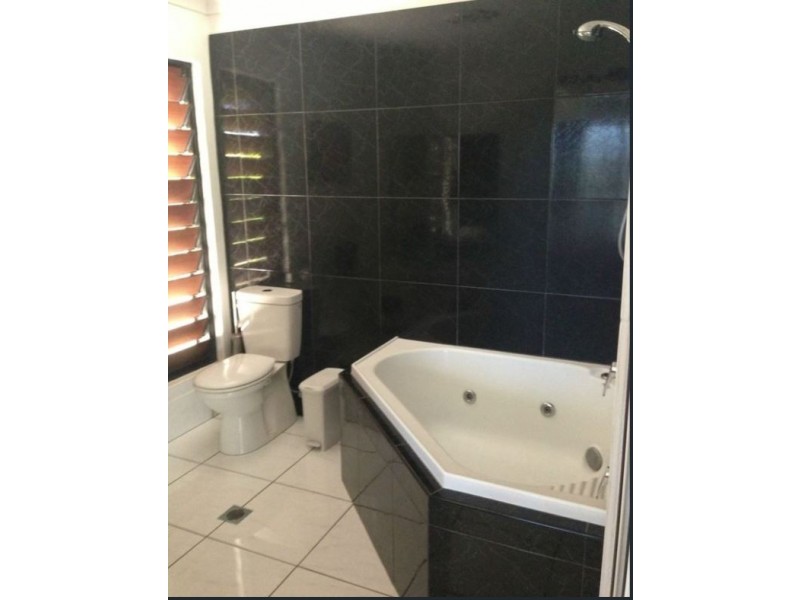 13 Nunkeri Drive, North Mackay QLD 4740