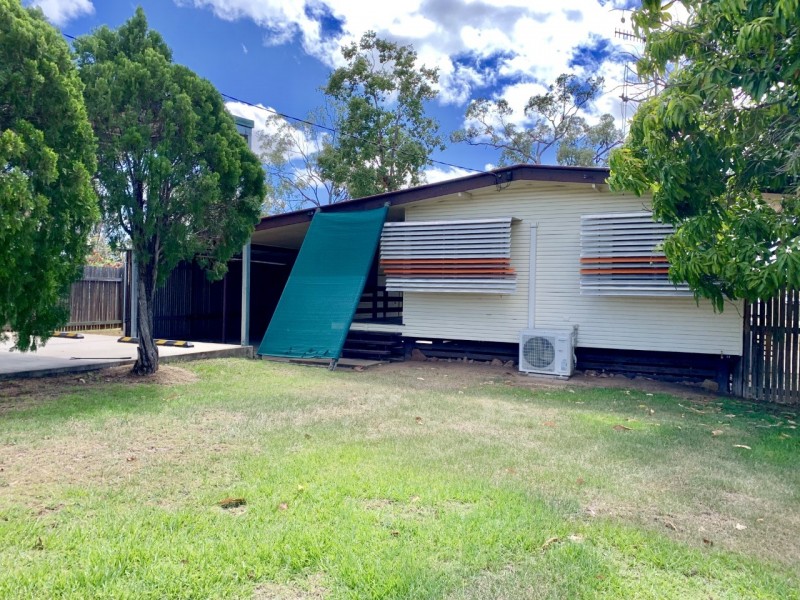 11 Bellarine Ct, Dysart QLD 4745